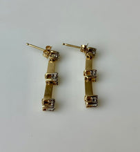 Load image into Gallery viewer, 10K Gold White Topaz Drop Earrings (2.0g)

