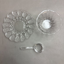 Load image into Gallery viewer, 3pc Set Cambridge Rose Point Mayonnaise Serving Bowl/Underplate/Ladle 3900/129 (7x4)
