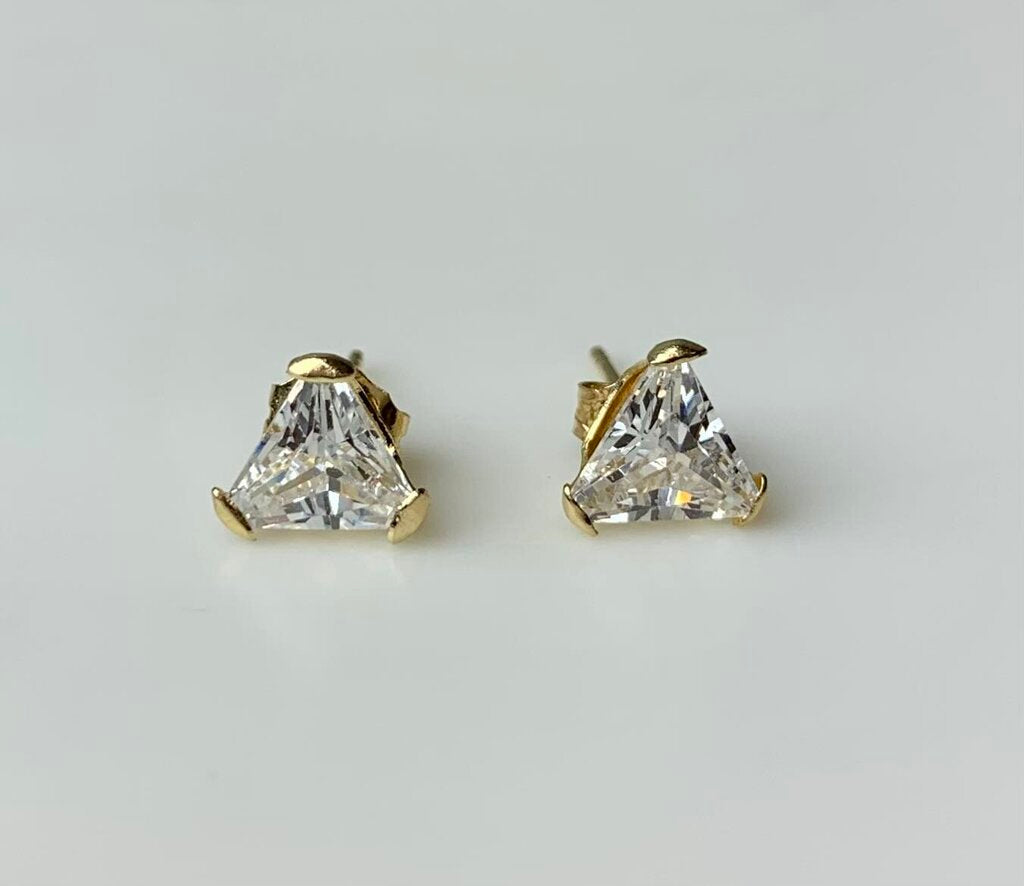 14K Gold Triangle Cut Cubic Zirconia Stud Earrings (0.9g)