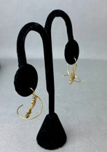 Load image into Gallery viewer, 10K Black Hills Gold 1.25&quot; Spiral Earrings (2.5g)
