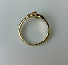 Load image into Gallery viewer, 10K Black Hills Gold Ring sz 9 (2.5g)
