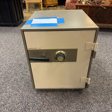 Load image into Gallery viewer, Vanguard 2.0 Combination Lock Safe (23x18x20)
