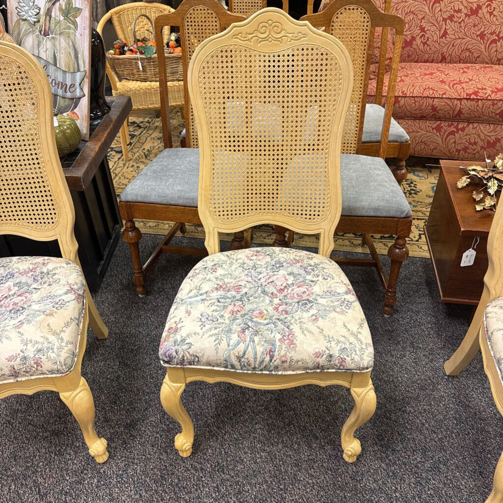 Cream Chair Floral Print (43x22x24)