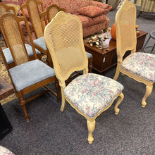 Load image into Gallery viewer, Cream Chair Floral Print (43x22x24)
