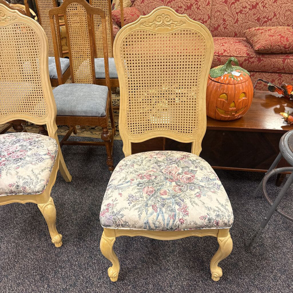Cream Chair Floral Print (43x22x24)