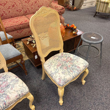 Load image into Gallery viewer, Cream Chair Floral Print (43x22x24)
