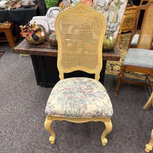 Load image into Gallery viewer, Cream Chair Floral Print (43x22x24)
