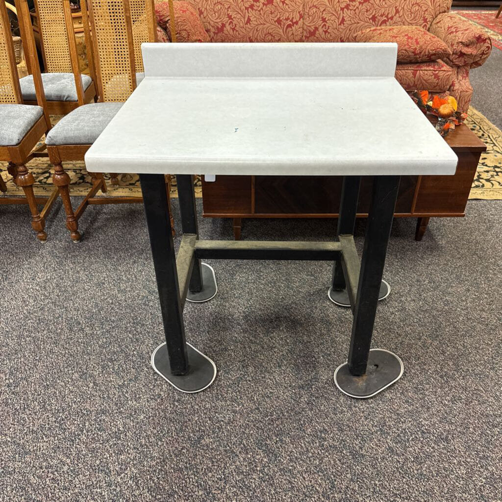 Black Metal Frame / White Counter Top Table (25x31x25)