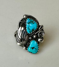 Load image into Gallery viewer, Vintage Sterling Turquoise Two-Stone Feather Flourish Ring As-Is sz 8
