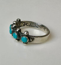 Load image into Gallery viewer, Vintage Sterling Turquoise 5-Stone Petit Point Ring Signed sz 6
