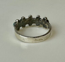 Load image into Gallery viewer, Vintage Sterling Turquoise 5-Stone Petit Point Ring Signed sz 6
