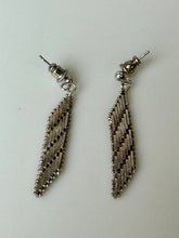 Load image into Gallery viewer, Vintage Sterling Riccio Earrings (1.75&quot;)
