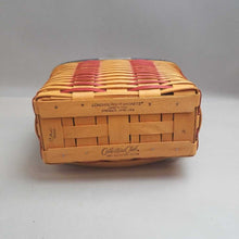 Load image into Gallery viewer, Longaberger Whistle-Stop Basket (2001) (9x11x6)
