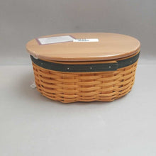 Load image into Gallery viewer, Longaberger Harmony Basket #1 w/ Lid, Insert (~5x10.5x9)
