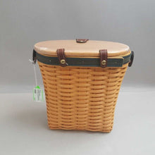 Load image into Gallery viewer, Longaberger Sadlebrook Basket w/ Lid, Insert (9.9x9.9x5.5)
