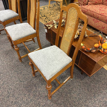 Load image into Gallery viewer, Oak Dining Chair (41x18x17)
