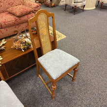 Load image into Gallery viewer, Oak Dining Chair (41x18x17)

