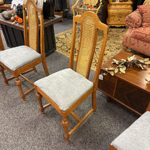 Load image into Gallery viewer, Oak Dining Chair (41x18x17)
