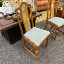 Load image into Gallery viewer, Oak Dining Chair (41x18x17)
