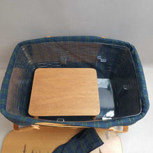 Load image into Gallery viewer, Longaberger Family Picnic Basket (1999) (10x20x15)
