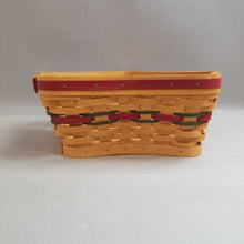 Load image into Gallery viewer, Longaberger Holiday Hostess Shining Star Basket (~5x14x14)
