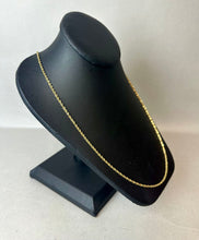 Load image into Gallery viewer, 10K Gold Twist Chain 26&quot; Necklace (2.0g)
