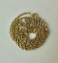Load image into Gallery viewer, 10K Gold Twist Chain 26&quot; Necklace (2.0g)

