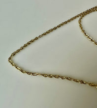 Load image into Gallery viewer, 10K Gold Twist Chain 26&quot; Necklace (2.0g)
