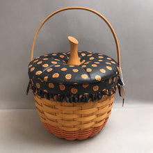 Load image into Gallery viewer, Longaberger Pumpkin Basket (~10x11x11)
