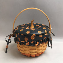 Load image into Gallery viewer, Longaberger Small Pumpkin Basket #16012 (1996) (5.5x7.5x7.5)
