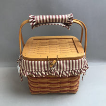 Load image into Gallery viewer, Longaberger Red Remembrance Basket (~8.5x10x9)
