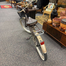 Load image into Gallery viewer, Huffy Bike
