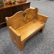 Load image into Gallery viewer, Child&#39;s Pine Bench (20x27x12)
