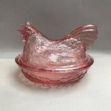 Load image into Gallery viewer, Longaberger Pink Glass Hen (~5.5x7.5x5.5)
