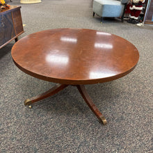 Load image into Gallery viewer, Round Coffee Table (16x32x32)

