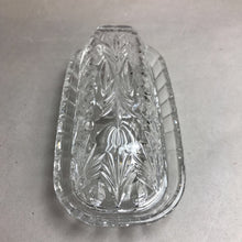 Load image into Gallery viewer, Marquis Waterford Canterbury Covered Butter Dish (7.25&quot;)
