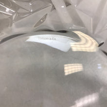 Load image into Gallery viewer, Tiffany &amp; Co. Clear Rock Cut Lead Crystal Round Plate (8&quot;)
