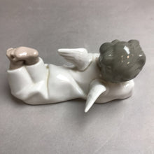 Load image into Gallery viewer, Lladro Angel Laying Down Figurine #4541 (3x5.25x4)
