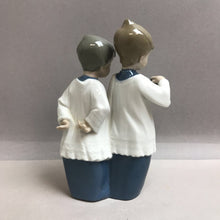 Load image into Gallery viewer, Lladro NAO Choir Boys Figurine (7&quot;)

