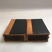Load image into Gallery viewer, Chalkware Bookends Pair (6.75&quot;)

