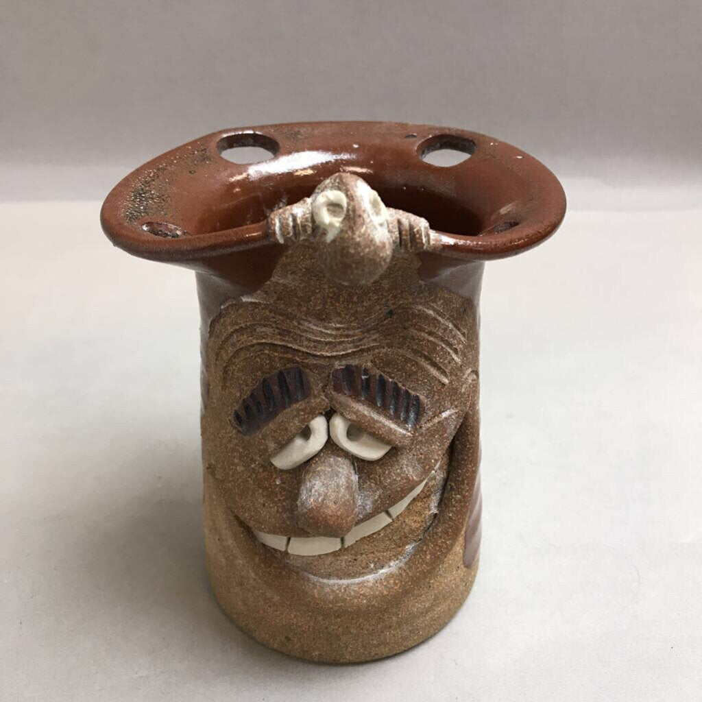 Stoneware Funny Face Hanging Planter (5
