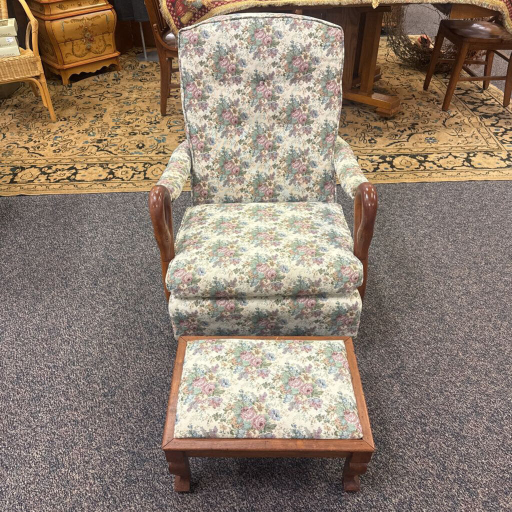 Swan Glider Chair w/ Ottoman (34x27x30)