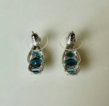 Load image into Gallery viewer, Sterling Pale Blue Topaz Earrings (0.75&quot;)
