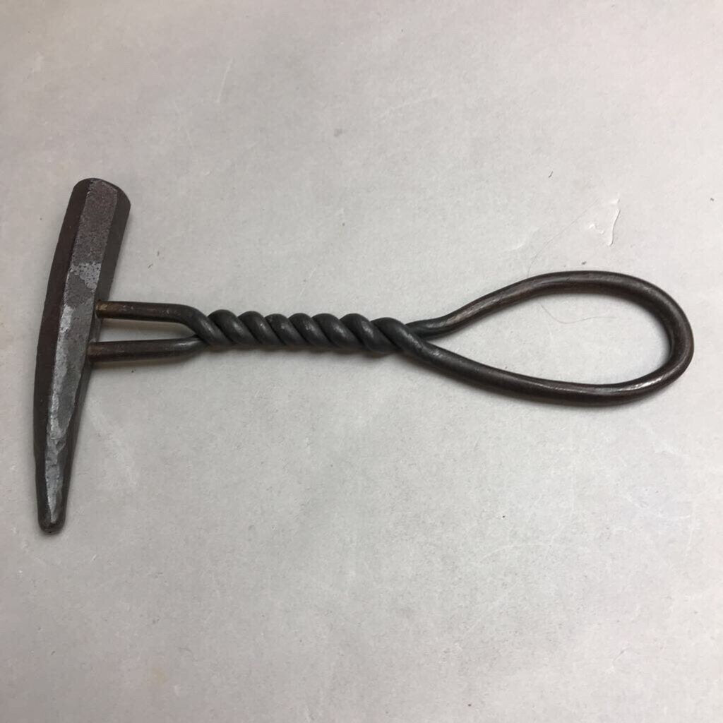 Vintage Twisted Handle Iron Hammer (8