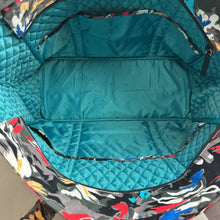 Load image into Gallery viewer, Vera Bradley Abstract Splash Print Quilted Oversized Tote Bag Purse (15x24x8&quot;)
