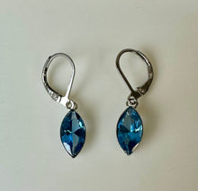 Load image into Gallery viewer, Stainless Steel Blue Topaz Cocktail Ring w/ Matching Earrings (sz 9)
