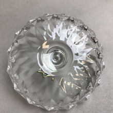 Load image into Gallery viewer, Beyer Crystal Ring Holder
