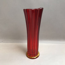 Load image into Gallery viewer, Amberina Ruby Red Glass Vase (LE Smith?) (~13&quot;)
