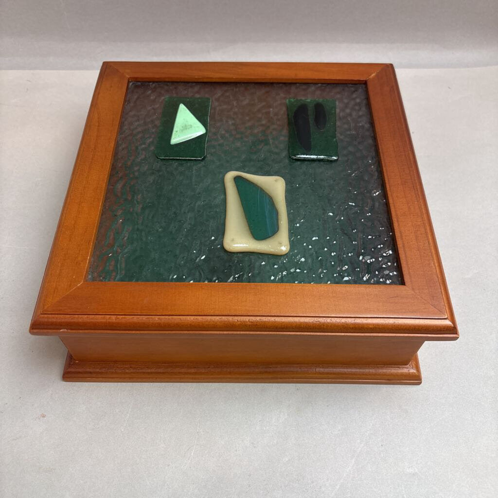 Glass/Wood Trinket Box (10x10x4)