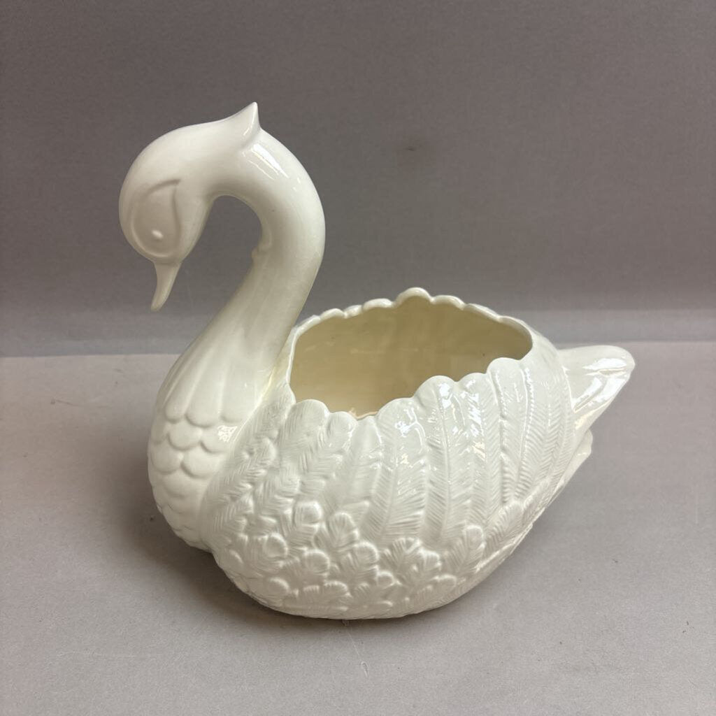Swan Planter (8